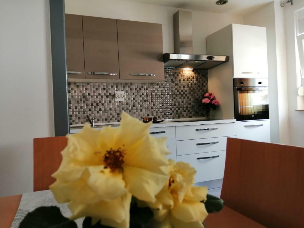 Apartman Marta Ποντστράνα Εξωτερικό φωτογραφία